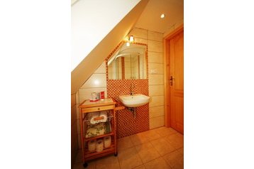 Eslovaquia Chata Malatíny, Exterior